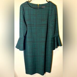 Liz Claiborne women dress Green Black plaid 3/4 Bell Sleeve stretch size 10